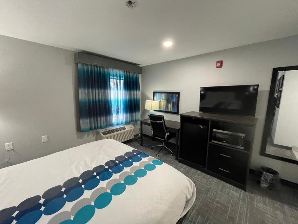 La Quinta Inn By Wyndham Indianapolis Airport Executive Dr Eksteriør bilde
