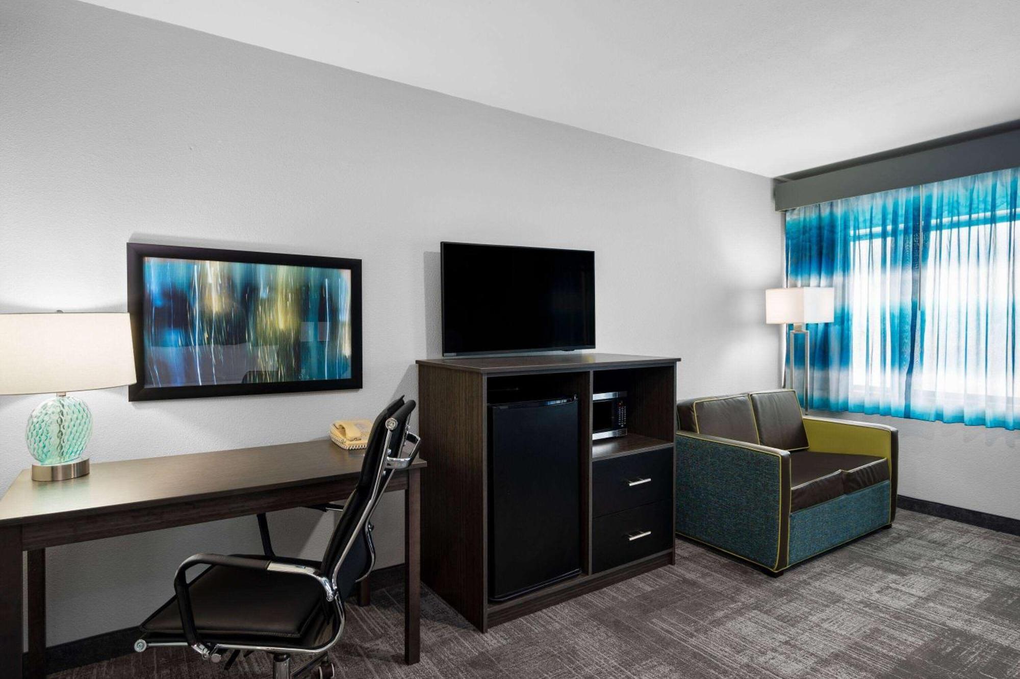 La Quinta Inn By Wyndham Indianapolis Airport Executive Dr Eksteriør bilde