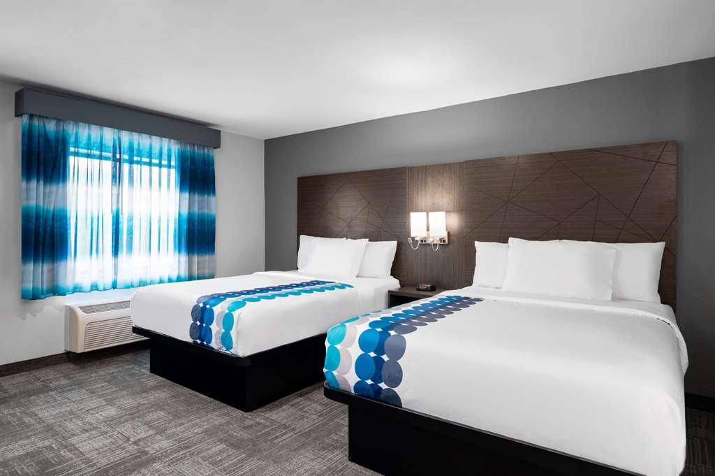 La Quinta Inn By Wyndham Indianapolis Airport Executive Dr Rom bilde